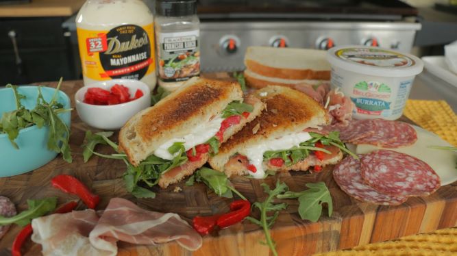 Betty's Burrata Sandwiches



&ndash; Blackstone Products (UK)