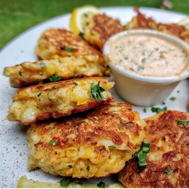 Corn Crab &amp; Cheddar Fritters



&ndash; Blackstone Products (UK)
