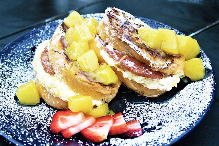 Pineapple and Pork French Toast



&ndash; Blackstone Products (UK)